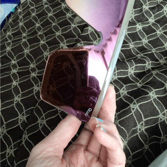 NEW ! *READ Rare Quay HINDSIGHT Pink Champagne Sunglasses main image 7